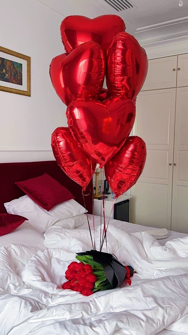 Roses & Balloons (2 Options)